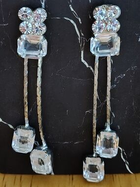 Vintage Y2K Icy Rhinestone Waterfall Earrings - Silver Tone Snake Chain Drops